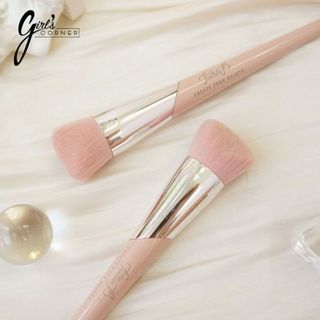 Cọ nền vát 2 đầu Feather B Foundation Brush