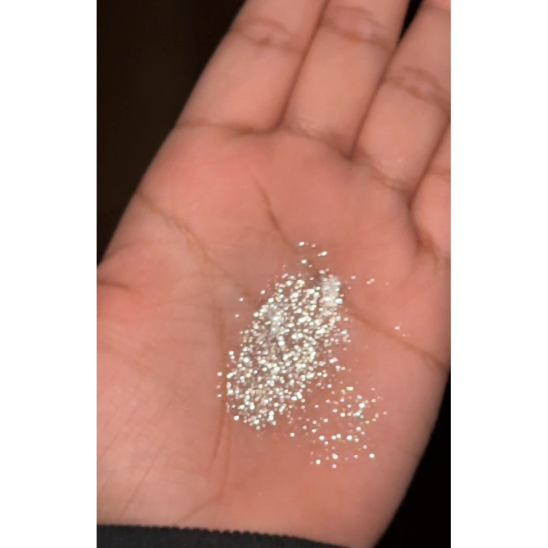 NHŨ MẮT BỘT SIÊU SÁNG DREAMER UMI SHINE LIKE THE UNIVERSE MÀU 49