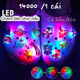 (Hàng sẵn+chọn mẫu) Sticker/charm đèn LED cực đẹp gắn dép sục có lỗ