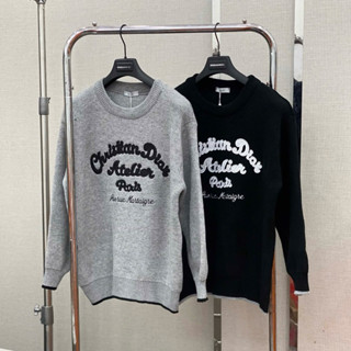Áo sweater len nam nữ CD vải len dệt chữ CD Atelier Paris ngực phối bo xám viền đơn giản dày dặn AN92P