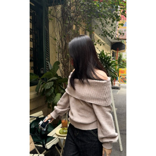 Áo len trễ vai nâu mocha MOCHA SWEATER