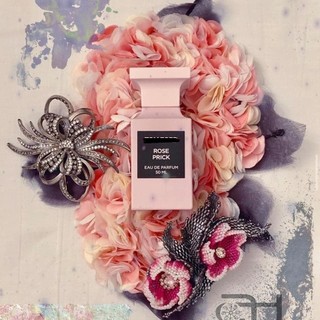 [ Mẫu thử ] Nước hoa nữ sang trọng, kiêu kỳ Tom F0rd Rose Prick EDP