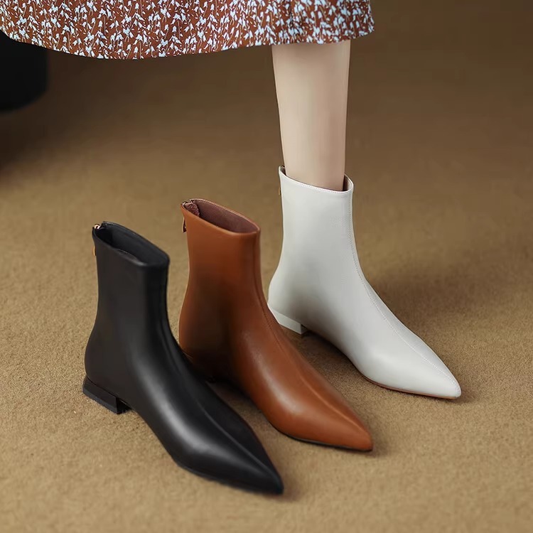 [ Size 35-40] Giày boot nữ cổ ngắn ĐI BỘ, DU LỊCH  đế thấp 2cm TRẮNG, ĐEN, NÂU  mũi nhọn ĐƠN GIẢN, T