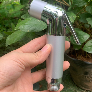 Đầu vòi xịt nhà vệ sinh