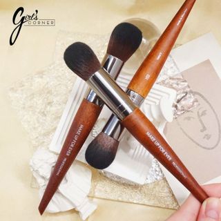 Cọ Setting - Má Hồng Makeup Forever 152