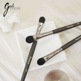 Cọ bầu mắt Piccasso 707 Eyeshadow Brush