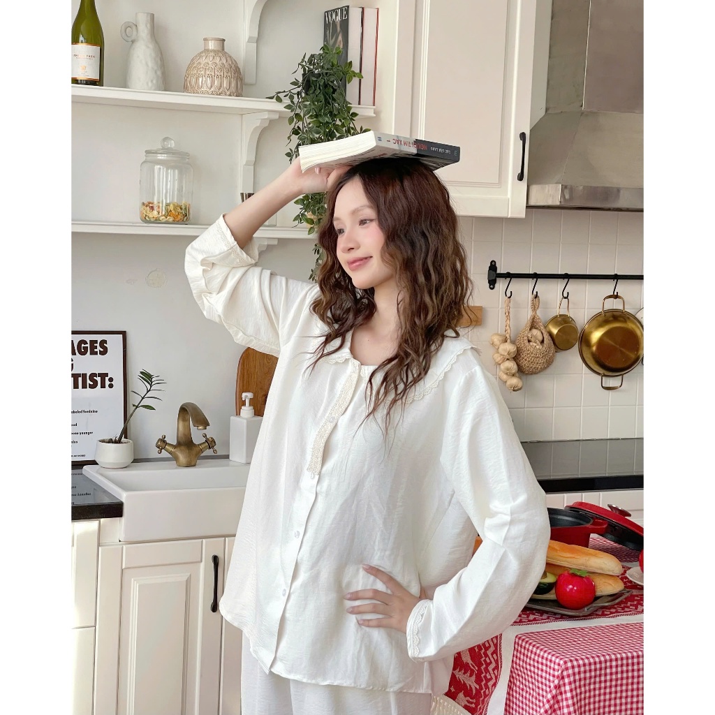 MB-SET-005 Maybee.Homedress Bộ Ngủ Dài Tay Cổ Sen Phối Ren Nẹp Cúc – Mềm Mịn, Thanh Lịch, Thoải Mái | BigBuy360 - bigbuy360.vn