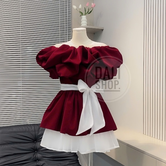 Set Áo Nhung Đỏ Trễ Vai Bèo Nhún Có Dây Đai Eo + Chân Váy Xoè Tơ Sang Chảnh | BigBuy360 - bigbuy360.vn