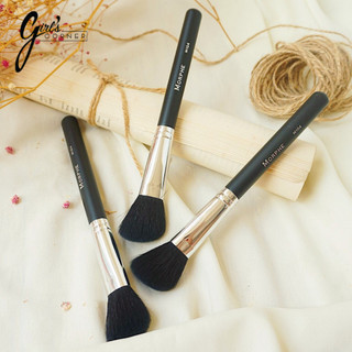 Cọ tạo khối phấn Morphe M104 Brush