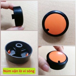 Núm vặn xoay lò vi sóng để điều chỉnh chế độ cho lò vi sóng cơ