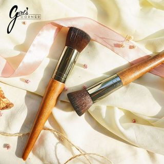 Cọ nền shape ngang Makeup Forever 154