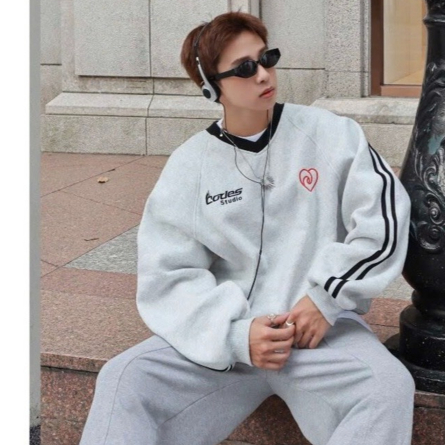 Áo Sweater localbrand Codes 22 unisex form boxy,sweater cổ tim vải nỉ bông dày dặn tay phối sọc styl