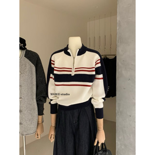 LEMONA x WGWE - Áo Len Kẻ Phối Màu Sọc Đỏ Hải Quân Cổ Zip Năng Động W2863#