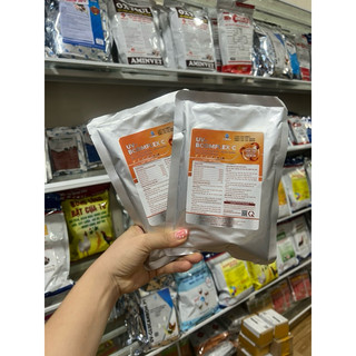 Bcomplex 1kg UV bổ sung vitamin cho gà vịt,lợn, trâu bò dê cừu gói 1kg(bên trong có gói nhỏ) hồng da,mượt lông, đẹp mã