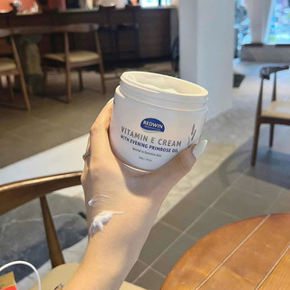 Kem dưỡng Redwin Vitamin E Cream Úc 300g