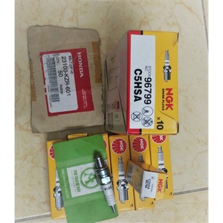 1 Bugi NGK C5HSA Dream wave (chân ngắn) ( hình chụp trực tiếp )