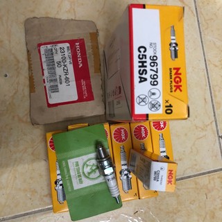 1 Bugi NGK C5HSA Dream wave (chân ngắn) ( hình chụp trực tiếp )