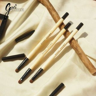 Cọ Tán lòng môi Bobbi Lip (Có nắp)
