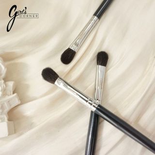 Cọ tán bầu mắt Feather B 206A