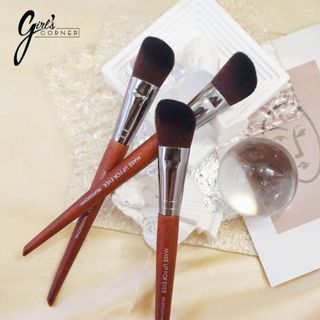 Cọ khối phấn Makeup Forever 150