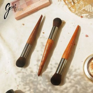 Cọ Setting - Má Hồng Makeup Forever 152