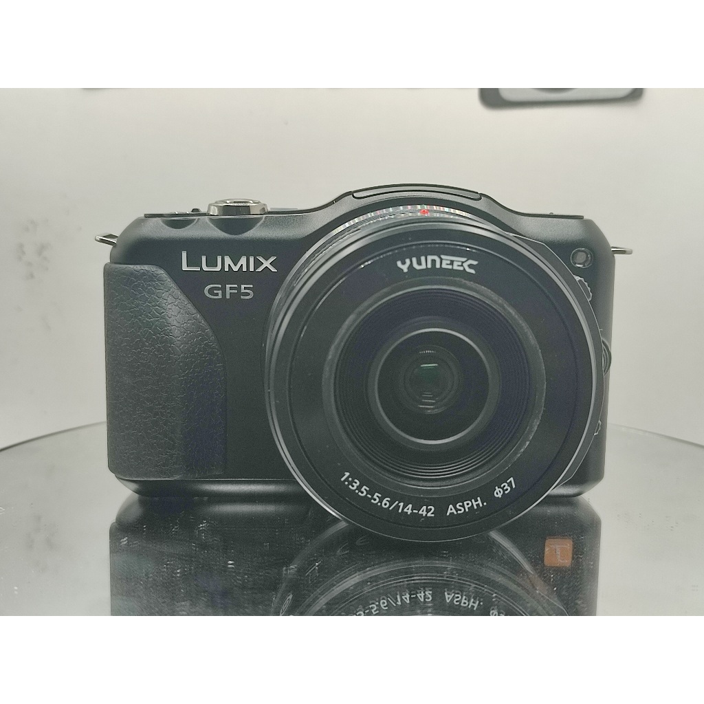 Máy ảnh Panasonic Lumix GF5 kèm len 14-42 màn hỉnh cảm ứng - tiếng việt