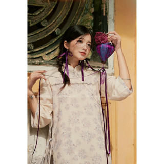 Áo Dài Tranh Lụa - Lengdeng.Collect | Áo dài suông cách tân tà kép vải đũi màu be phối tơ hoa Lèng Dèng