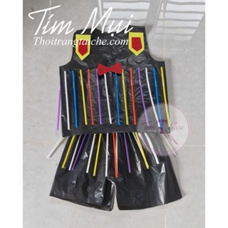 Quần áo tái chế bé trai làm từ ống hút