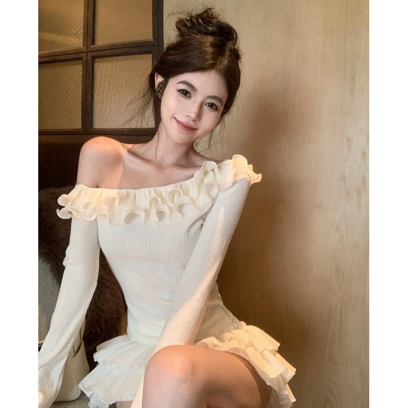 Set Áo Trễ Vai Viền Bèo Tay Dài Phối Chân Váy Xoè Tầng TIBU Set Đồ Nữ Tiểu Thư Sang Chảnh Đi Chơi Tết Noel B256 | BigBuy360 - bigbuy360.vn