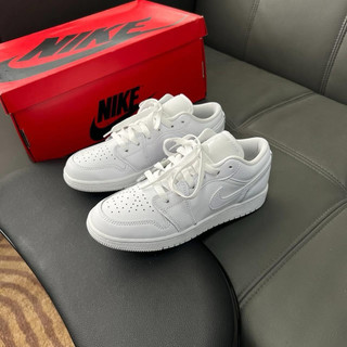 𝗠𝗶𝗻𝘁𝗦𝘁𝗼𝗿𝗲🦋 Giày sneaker 𝐋𝐨𝐰 𝐀𝐥𝐥 𝐖𝐡𝐢𝐭𝐞