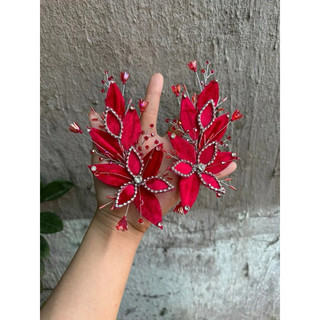 các mẫu cài tóc đỏ cô dâu( 2 cài )