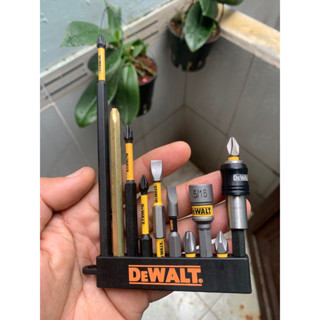 Bộ mũi vít PH1 PH2 PH3 SL6 SL8 đầu chuyển bu lông đầu nối vít đầu bắn tôn Dewalt thông dụng