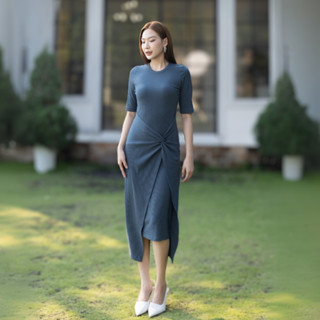 SWANLAKE | Váy Đầm Ôm Body Kiểu Xoắn Eo Vạt Hông Độc Đáo Che Bụng Thắt Eo Tôn Dáng Cổ Tròn Vải Thun Gân Co Giãn - D11315