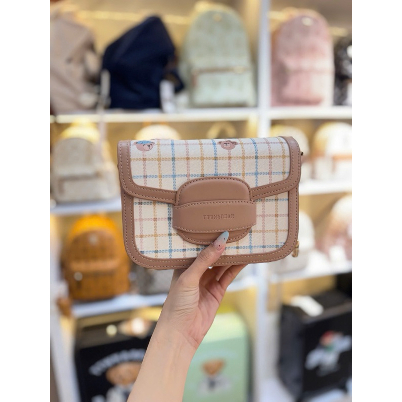 Túi hộp đeo chéo gấu Thái  TTWN BEAR & GUOO BEAR