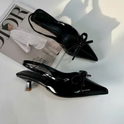 Giày Sandal Nữ Cao 5cm Ngọc Trinh Store Nơ Nhỏ Xinh Xắn KB 060 - Màu Đen/Trắng/Đỏ Đô, Size 35-39 - Shoes | BigBuy360 - bigbuy360.vn