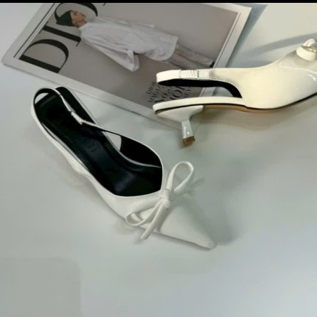 Giày Sandal Nữ Cao 5cm Ngọc Trinh Store Nơ Nhỏ Xinh Xắn KB 060 - Màu Đen/Trắng/Đỏ Đô, Size 35-39 - Shoes | BigBuy360 - bigbuy360.vn