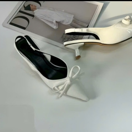 Giày Sandal Nữ Cao 5cm Ngọc Trinh Store Nơ Nhỏ Xinh Xắn KB 060 - Màu Đen/Trắng/Đỏ Đô, Size 35-39 - Shoes | BigBuy360 - bigbuy360.vn