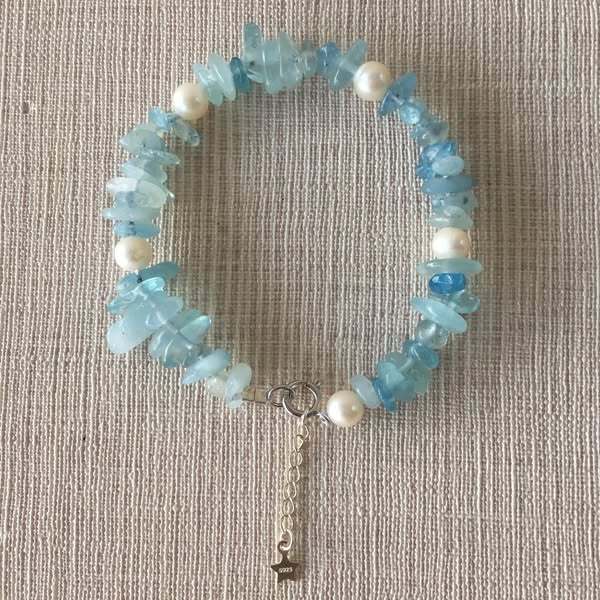 Vòng tay đá Aquamarine thô mix Ngọc trai nuôi & Khóa Bạc 925 (925 Silver Bracelet In Natural Aquamar