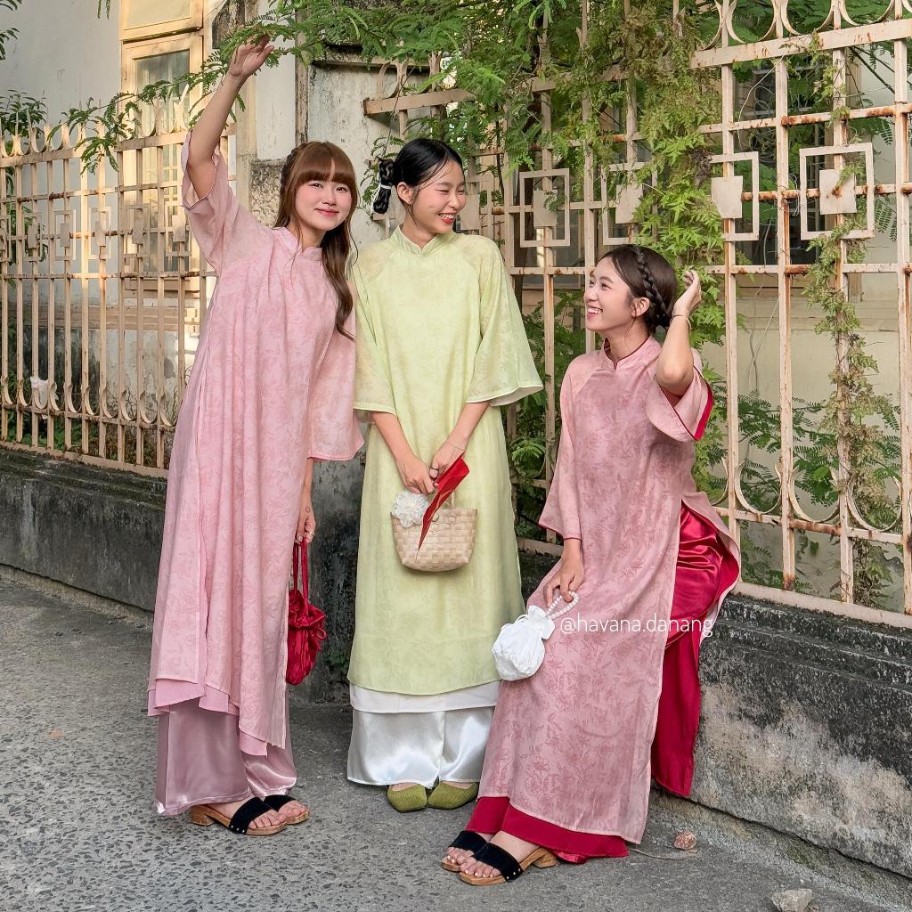 Áo dài voan tơ CẢNH NGHI vân hoa chìm tay loe kèm quần satin HAVANA AD150 | BigBuy360 - bigbuy360.vn