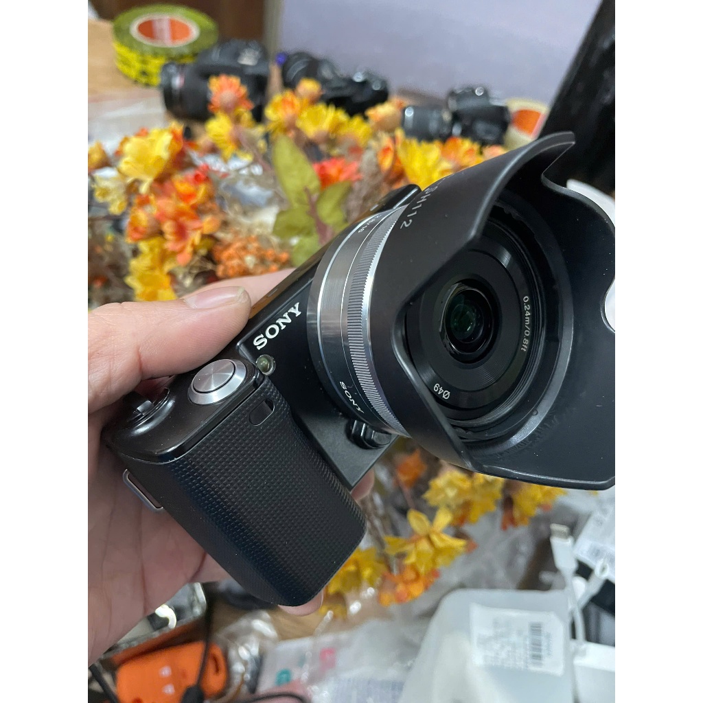 Máy ảnh Sony Nex 5 kèm ống kính 16f2.8