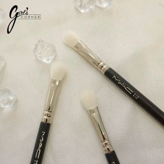 Cọ Flat Blending Và Tán Bầu Mắt M 217