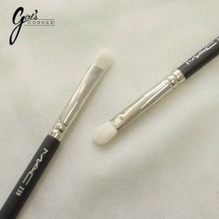 Cọ tán bầu mắt M.a.c 239 Eyeshadow Brush