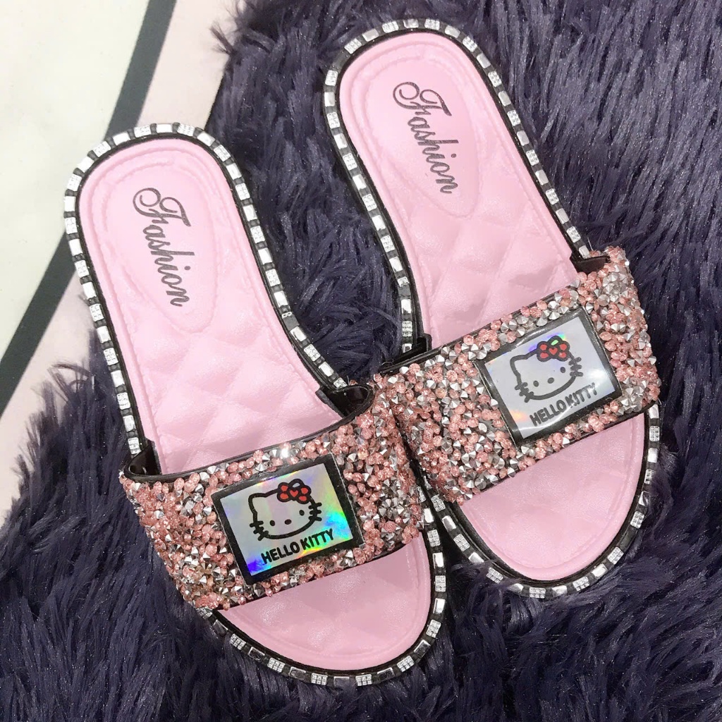 Dép lê cho bé gái hình Hello Kitty
