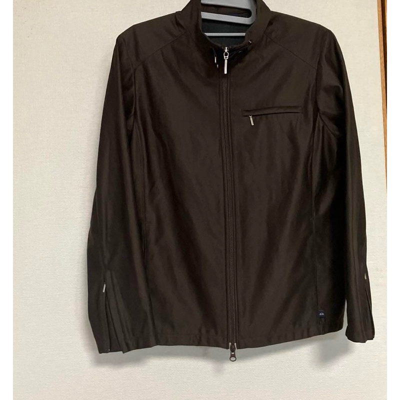 Thanh lý áo khoác hiệu Ellesse size S xịn xò mới tinh