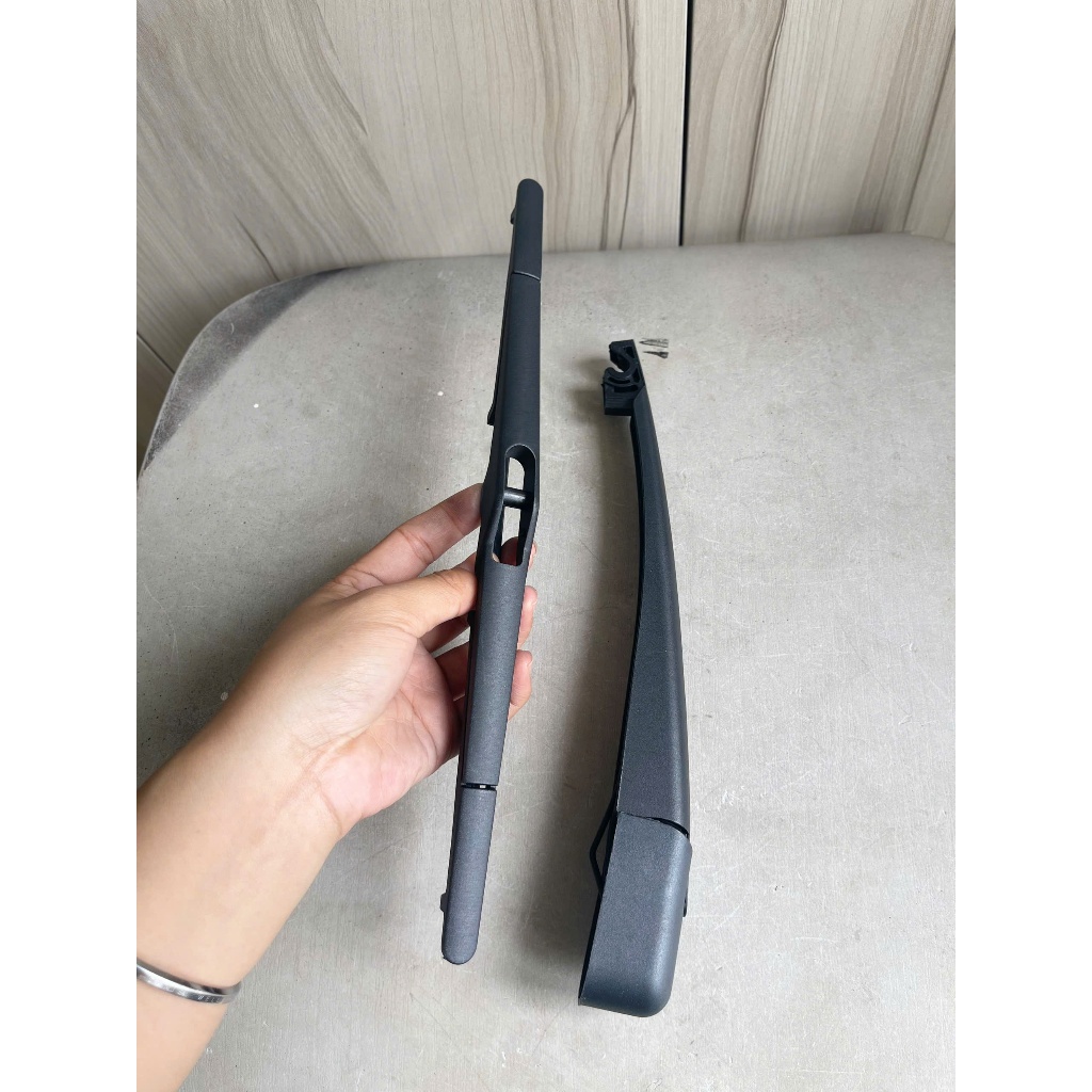 Bộ gạt mưa sau Kia Morning - Giá bao gồm cả cần gạt và chổi gạt