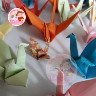 Hạc giấy xếp sẵn cỡ lớn (100 con) - Kích thước giấy 7 x 7cm