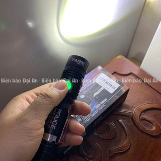  Đèn pin bóng led siêu sáng - Đèn pin cầm tay FAME XML T8 