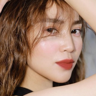 [Fullbox] Phấn bắt sáng 𝐃.𝐈.𝐎.𝐑 𝐇𝐈𝐆𝐇𝐋𝐈𝐆𝐇𝐓 𝐅𝐎𝐑𝐄𝐕𝐄𝐑 𝐂𝐎𝐔𝐓𝐔𝐑𝐄 𝐋𝐔𝐌𝐈𝐍𝐈𝐙𝐄𝐑