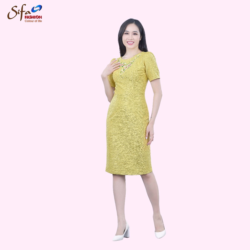 Đầm cổ thuyền tay ngắn vẽ hoa Sifa Fashion TD24179