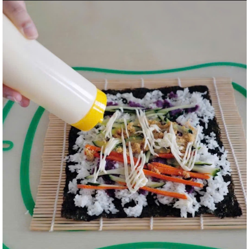 Chai Đựng Sốt Đựng Tương Nắp Hoa Nhựa Vinh Nam Bình Xịt Sốt Dày Dặn Tiện Lợi 250ml